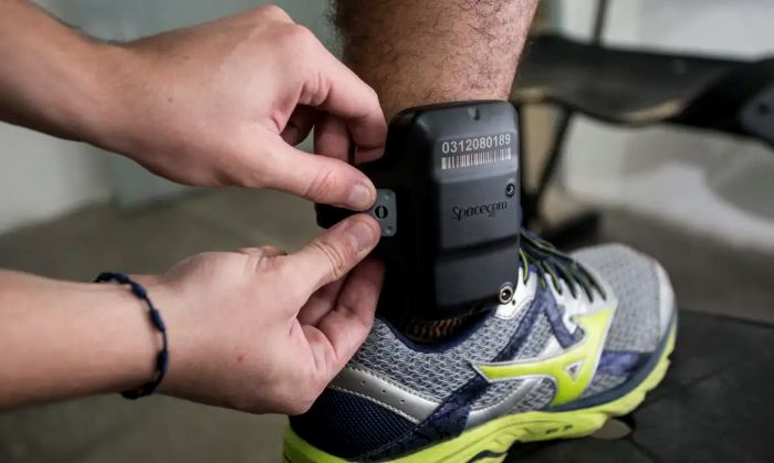 Leia mais sobre o artigo Câmara aprova uso obrigatório de tornozeleira por agressores de mulher