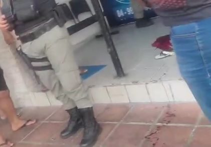 Leia mais sobre o artigo Policial militar da Paraíba é baleado no Pajuçara, zona norte de Natal