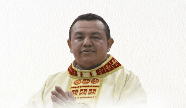 Leia mais sobre o artigo Dom João anuncia transferência do Padre Wagner Martins para a paróquia de Goianinha 