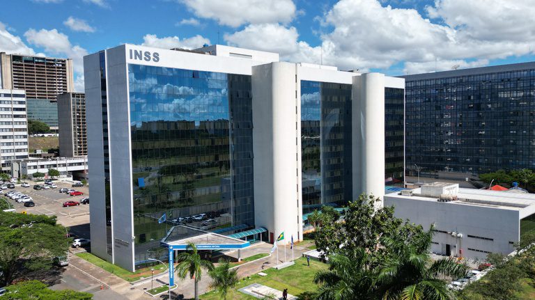 Leia mais sobre o artigo Presidente do INSS Gilberto Waller é demitido
