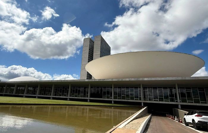 Leia mais sobre o artigo Semana entre feriados indica mês de pouca produção no Congresso Nacional