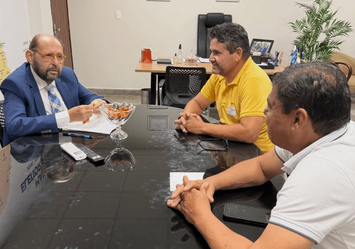 Leia mais sobre o artigo Carlinhos de Veri e Flávio Bocão lideram articulação da oposição em Parazinho com apoio as pré-candidaturas de Dr. Bernardo e Gustavo Carvalho