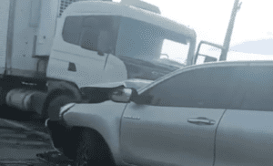 Leia mais sobre o artigo Motorista fica ferida após realizar manobras perigosas e colidir com carreta em posto no RN