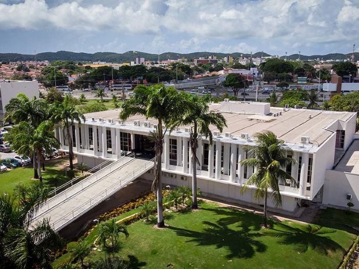 Leia mais sobre o artigo Governo do RN altera funcionamento dos órgãos estaduais durante o Ponto Facultativo e feriado de Tiradentes