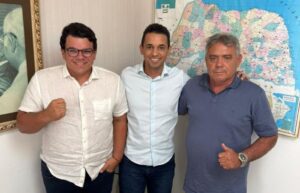 Leia mais sobre o artigo Allyson amplia força no Mato Grande com apoio de prefeito da região