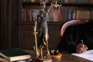 Leia mais sobre o artigo Justiça determina suspensão de ato que impediu posse de candidata aprovada em concurso público da SESAP/RN