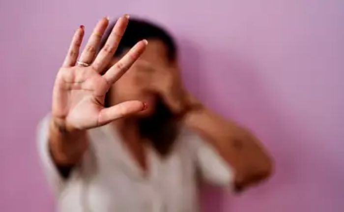 Leia mais sobre o artigo Em 2025, 70% das agressões contra mulheres ocorreram dentro de casa