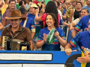 Leia mais sobre o artigo Prefeita Aize Bezerra leva João Câmara à Femptur 2026 e divulga São João Câmara para todo o estado