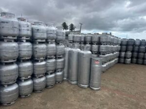 Leia mais sobre o artigo Gás de cozinha sobe no RN e preço do botijão pode chegar a R$ 125