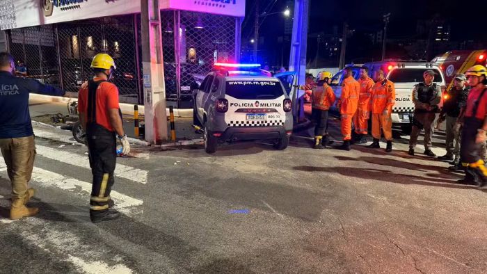 No momento, você está visualizando Motociclista morre em acidente com viatura da Polícia Militar em Natal