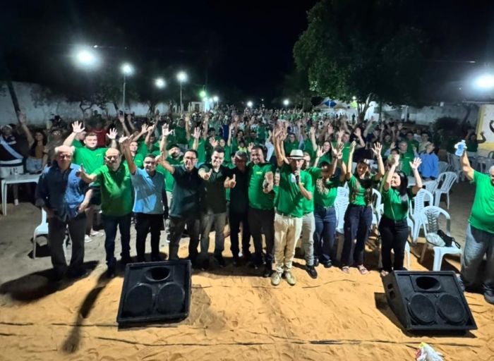 Leia mais sobre o artigo Walter Alves participa de mobilização que reúne multidão em Ceará-Mirim