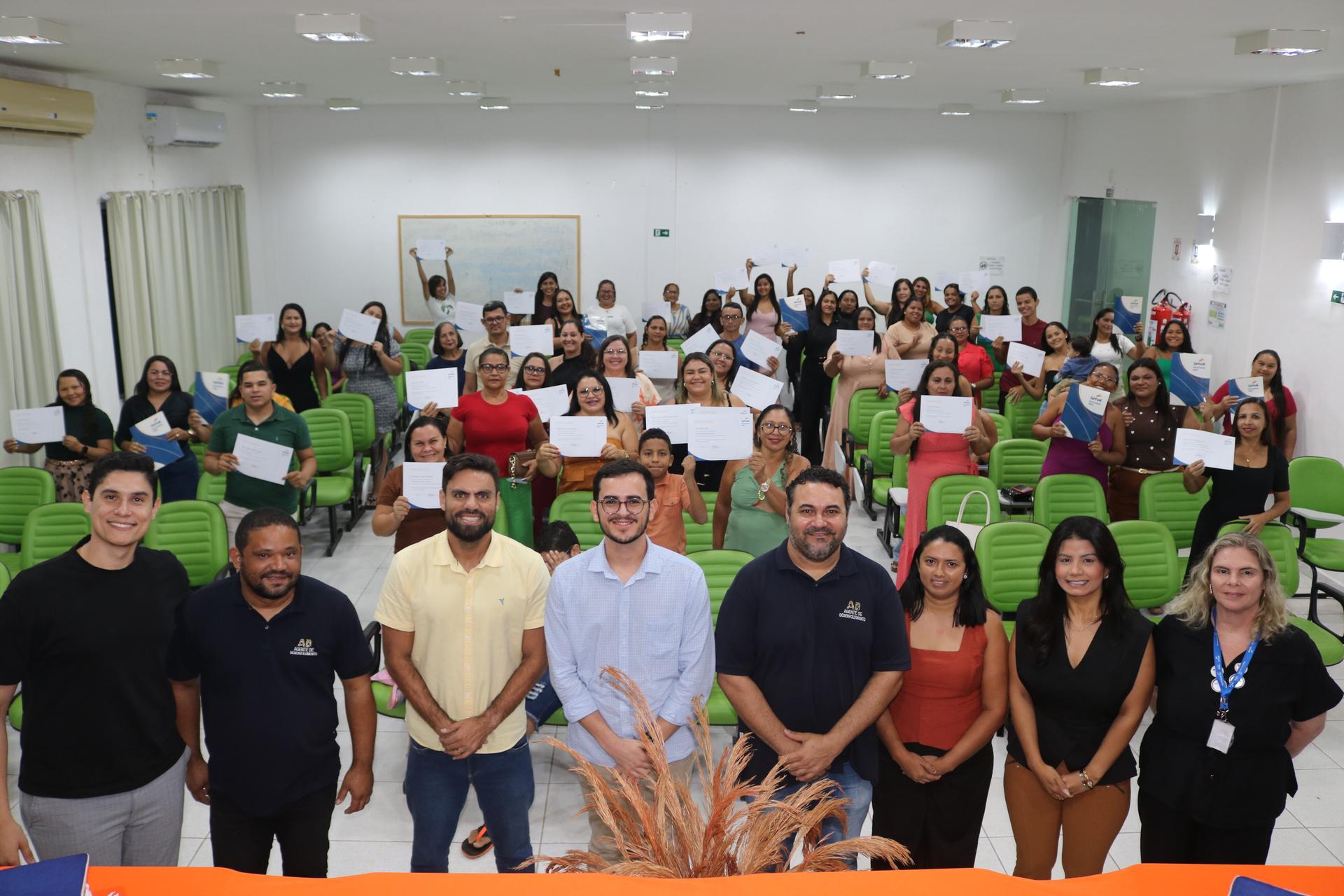 Leia mais sobre o artigo Em São Bento do Norte, Senac RN certifica alunos capacitados em cursos gratuitos