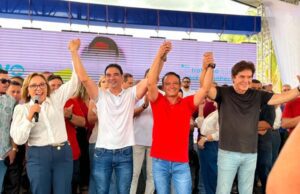 Leia mais sobre o artigo Robinson Faria marca presença no Encontro dos Amigos de Dr. Gustavo em Assú e anuncia novos investimentos para o município