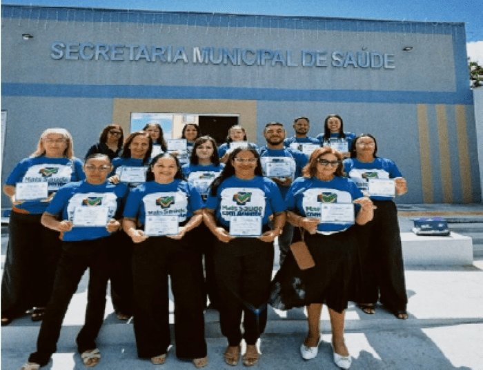 Leia mais sobre o artigo Prefeitura de Pedra Grande capacita profissionais da saúde e entrega novos fardamentos