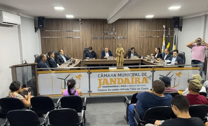 No momento, voc&ecirc; est&aacute; visualizando Conhe&ccedil;a um pouco do dia a dia da C&acirc;mara Municipal de Janda&iacute;ra!