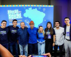 Leia mais sobre o artigo Allyson Bezerra reúne juventude em Natal e fortalece discurso de renovação política no RN