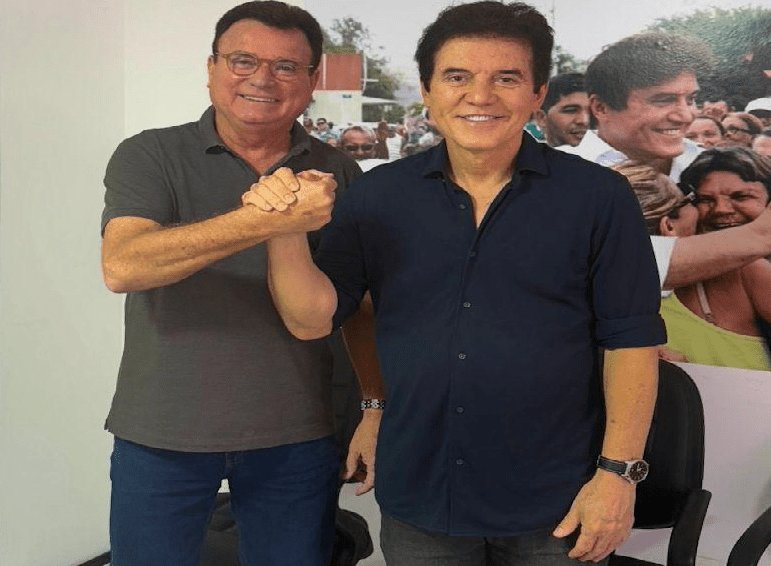 Leia mais sobre o artigo Robinson Faria recebe apoio do ex-prefeito Ivanildinho Ferreira e destaca investimentos em Santa Cruz