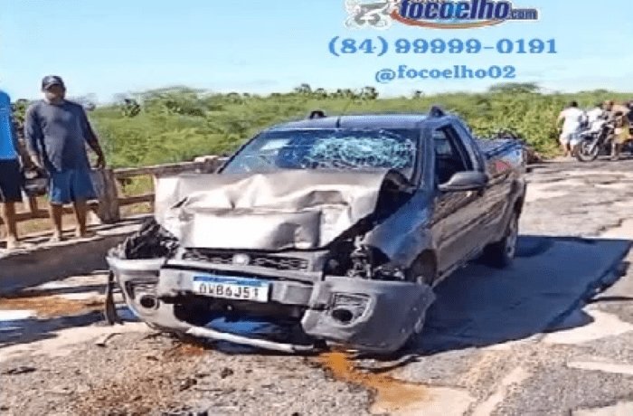 Leia mais sobre o artigo Colisão entre carro e carreta carregada com combustível deixa motorista ferido na RN-118