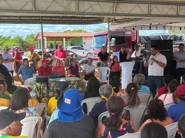 Leia mais sobre o artigo 100 famílias de assentamentos em Pedra Preta (RN) assinam títulos em cerimônia conduzida pelo Incra