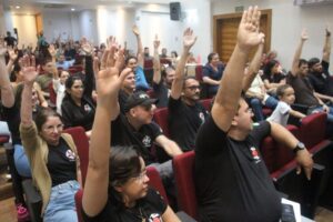 Leia mais sobre o artigo Em Assembleia, trabalhadores do Detran abrem debate sobre atualização das nomenclaturas do PCCR