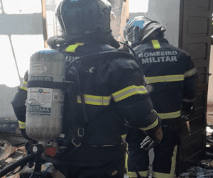 Leia mais sobre o artigo Corpo de Bombeiros do RN atendem duas ocorrências de incêndio no litoral sul do RN