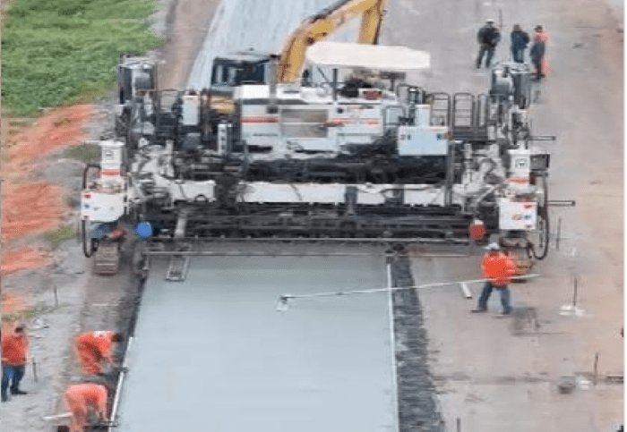 Leia mais sobre o artigo Duplicação da BR-304 avança com início do pavimento definitivo e soma mais de R$ 570 milhões em investimentos no RN