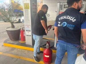 Leia mais sobre o artigo IPEM-RN fiscaliza postos de combustíveis no interior do RN e encontra bombas com lacres irregulares