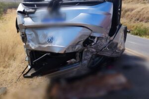 Leia mais sobre o artigo Criança morre e outras cinco pessoas ficam feridas em capotamento de carro no interior do RN