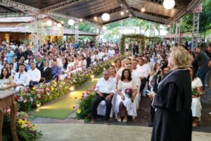Leia mais sobre o artigo TJRN oficializa união civil de 96 casais durante casamento comunitário