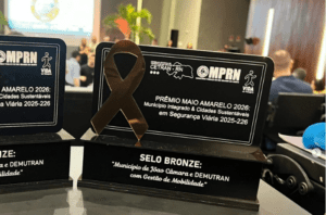 Leia mais sobre o artigo Demutran de João Câmara recebe Troféu Bronze por ações desenvolvidas durante o Maio Amarelo 2026