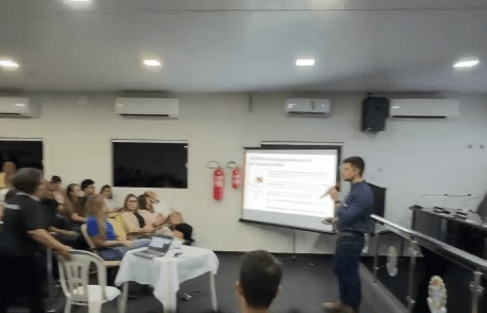 Leia mais sobre o artigo Audiência Pública debate instalação de complexo fotovoltaico em Parazinho