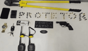 Leia mais sobre o artigo PM apreende arma, munições e recupera material roubado após confronto em Touros/RN