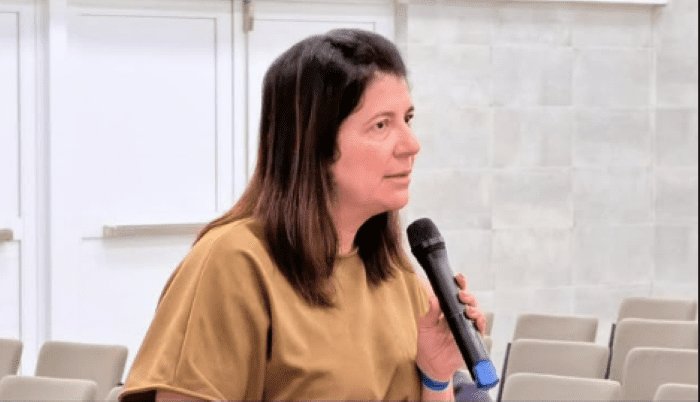 Leia mais sobre o artigo Deputada Federal Carla Dickson se envolve em  acidente de trânsito em Natal