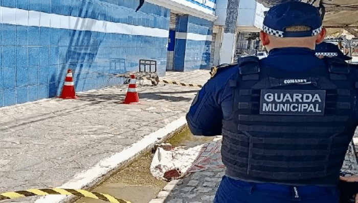 Leia mais sobre o artigo Morador em situação de rua é encontrado morto em frente ao Mercado Público de João Câmara/RN