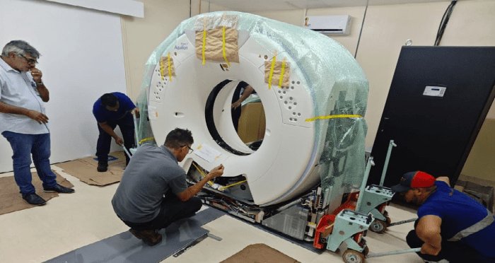 Leia mais sobre o artigo Hospital Walfredo Gurgel recebe novo tomógrafo