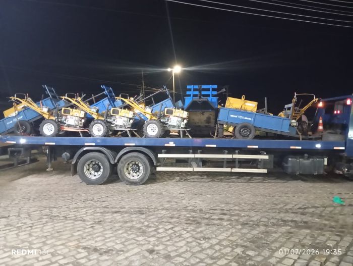 Leia mais sobre o artigo Touros: COOPAMFAT recebe microtratores e caminhão-baú refrigerado para fortalecer a agricultura familiar