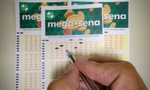 Leia mais sobre o artigo Mega-Sena acumula e próximo prêmio está estimado em R$ 100 milhões