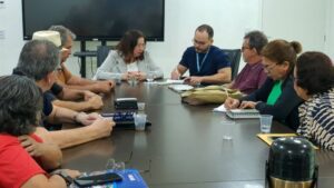Leia mais sobre o artigo Sindicatos do Fórum se reúnem com a SEAD e cobram solução definitiva para situação funcional de servidores pré-1988