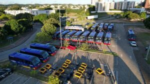 Leia mais sobre o artigo RN recebe novas ambulâncias, gabinetes odontológicos e micro-ônibus para transporte de pacientes