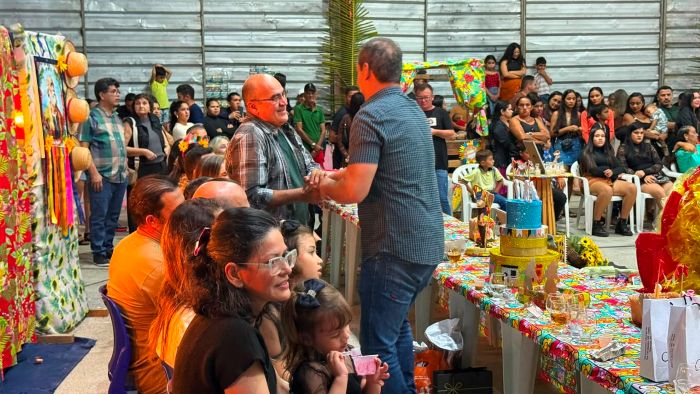 Leia mais sobre o artigo Cadu de Lula celebra mais três importantes festas da região Agreste ao lado do povo