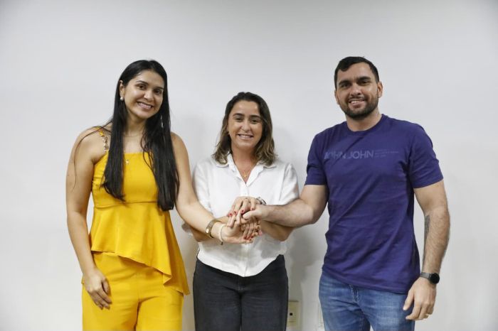 Leia mais sobre o artigo Samanda amplia apoios em Francisco Dantas com adesão do prefeito José Adolfo e de lideranças políticas