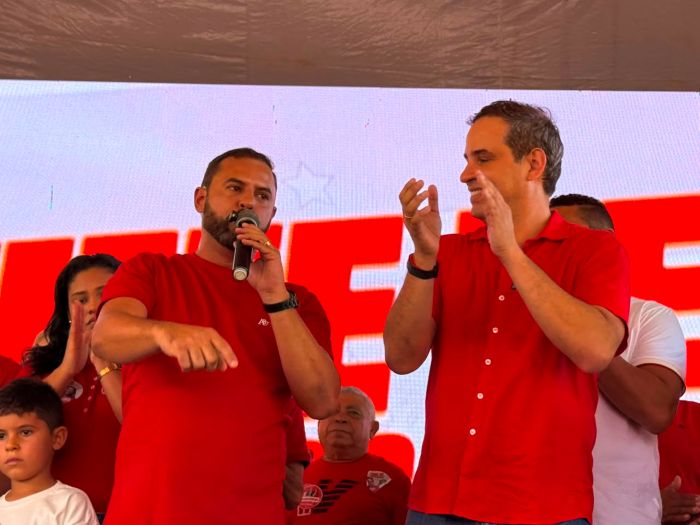 Leia mais sobre o artigo Multidão e lideranças do Mato Grande reafirmam apoio a Samanda e Cadu de Lula em Pedra Grande