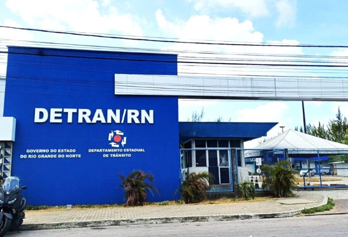 Leia mais sobre o artigo Detran/RN alerta para golpe com e-mails falsos sobre suspensão de CNH e multas