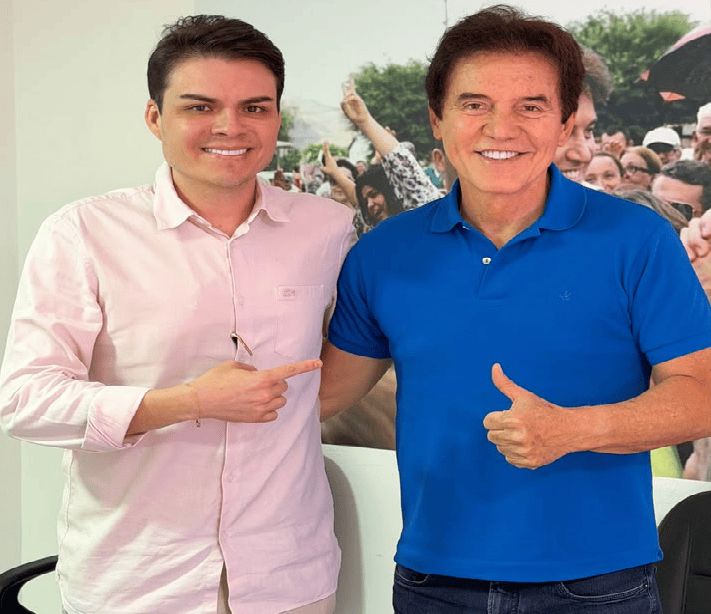 No momento, você está visualizando Robinson Faria recebe apoio do presidente da Câmara de Parnamirim, César Maia, e consolida ampla base política no município