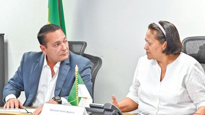 Leia mais sobre o artigo Ezequiel comunica a Fátima que PSDB apoiará Álvaro Dias na disputa pelo Governo do RN