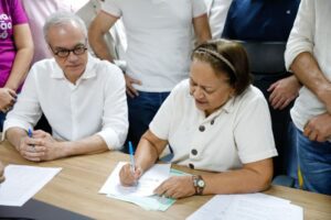 Leia mais sobre o artigo Governo do RN celebra, com a UFRN, a regularização do imóvel para construção do Hospital Universitário do Seridó