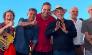 Leia mais sobre o artigo Lula reúne Cadu, Fátima, Samanda e Rafael Motta em marco histórico da chegada das águas do São Francisco ao RN