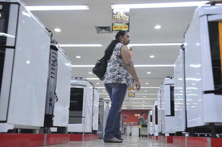 Leia mais sobre o artigo Confiança das famílias de Natal melhora e atinge maior nível em 12 meses