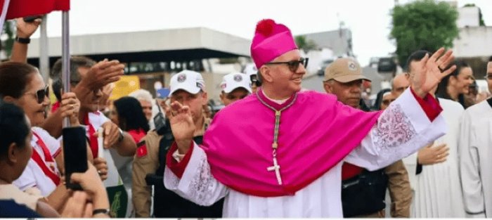 No momento, você está visualizando Dom Edilson Soares Nobre toma posse como 5º bispo da Diocese de Guarabira