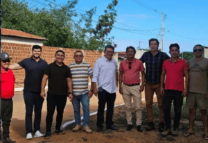 Leia mais sobre o artigo Prefeito Reginaldo Vitorino vistoria trecho da futura estrada entre Tubibal e Cabeço